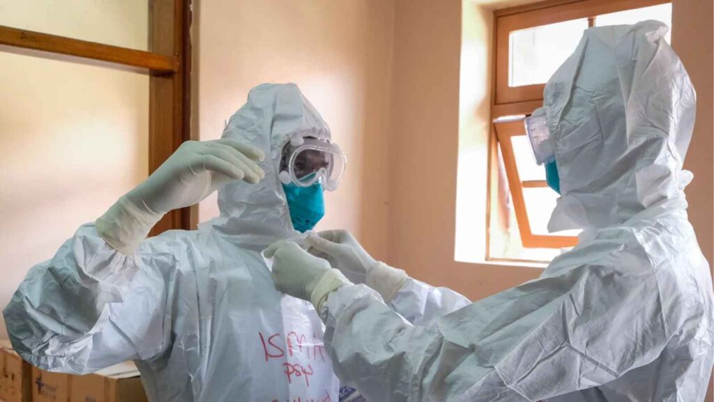 Ebola: Travellers face tighter checks at Nigerian airports