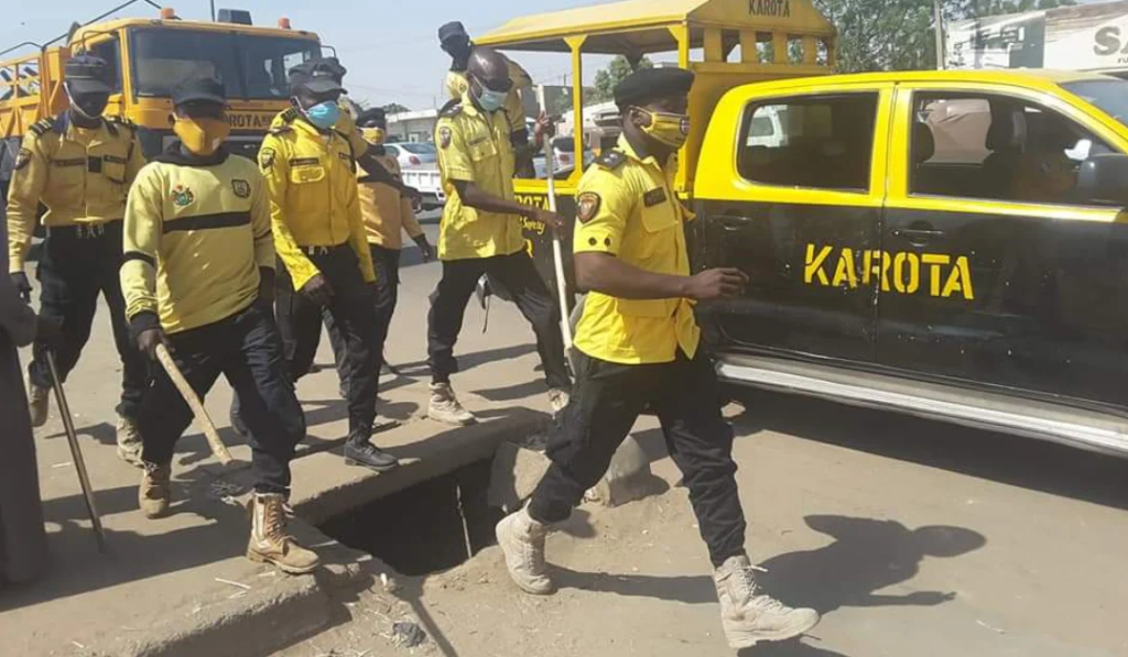 KAROTA hands over suspected stolen truck to Kano police KAROTA hands over suspected stolen truck to Kano police