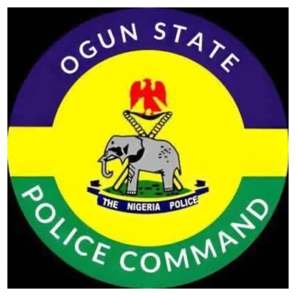 Police present N37.9m to families of deceased officers in Ogun Police present N37.9m to families of deceased officers in Ogun