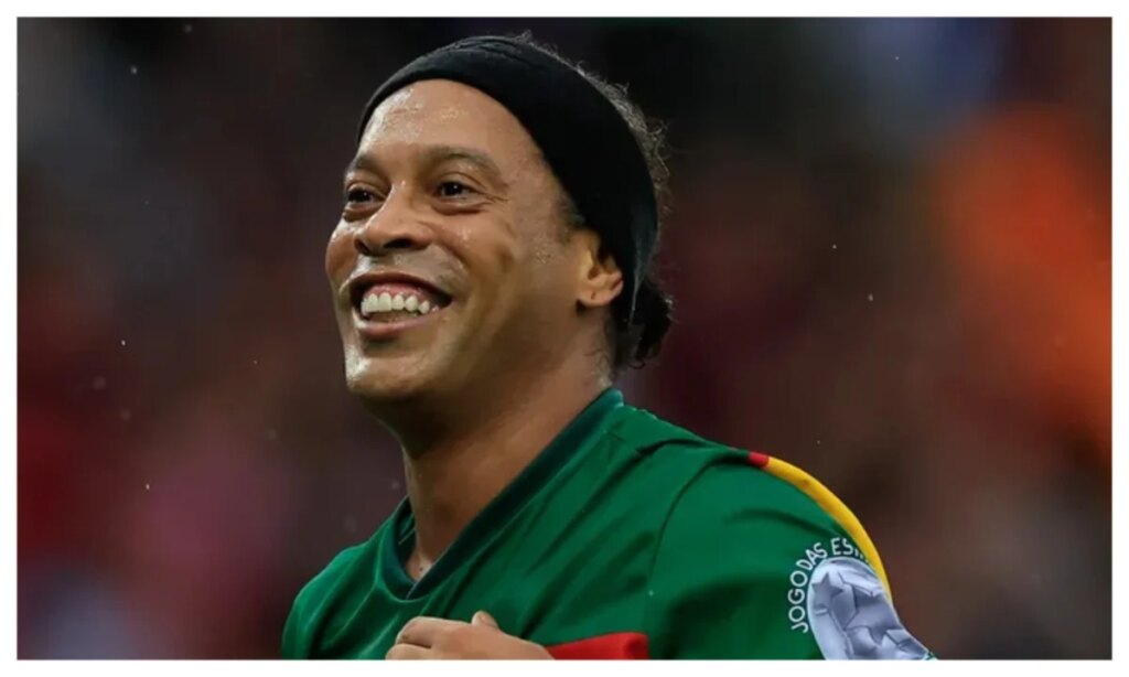 Argentina: You gave your all – Ronaldinho sends message to Messi as he retires Argentina: You gave your all – Ronaldinho sends message to Messi as he retires